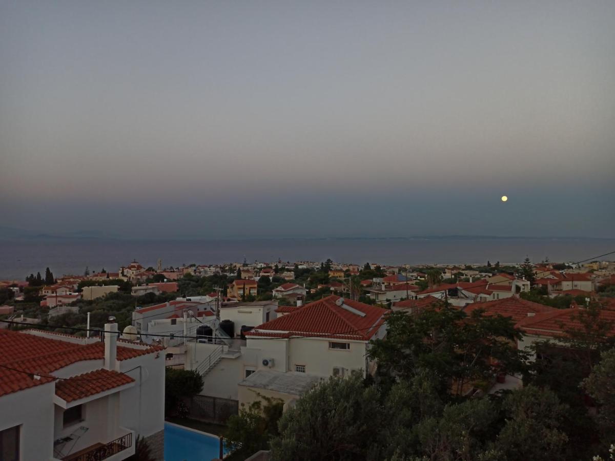 Maris Full Apartment With Roof Garden Access Chios Town Extérieur photo